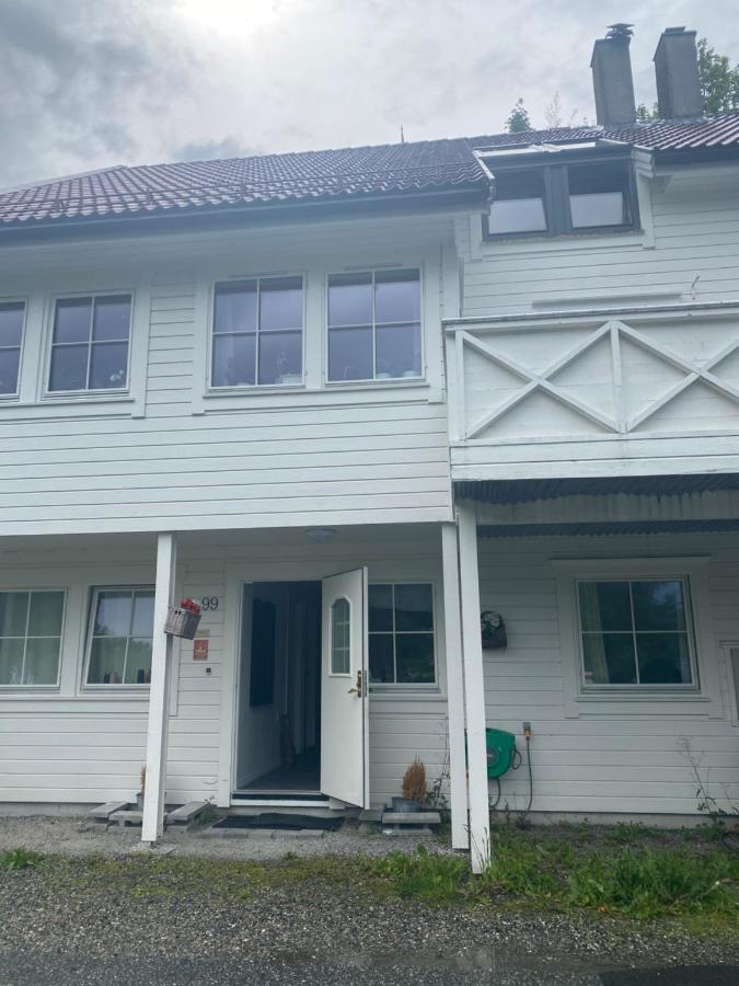 Casa La Familia Apartment Bergen Ngoại thất bức ảnh